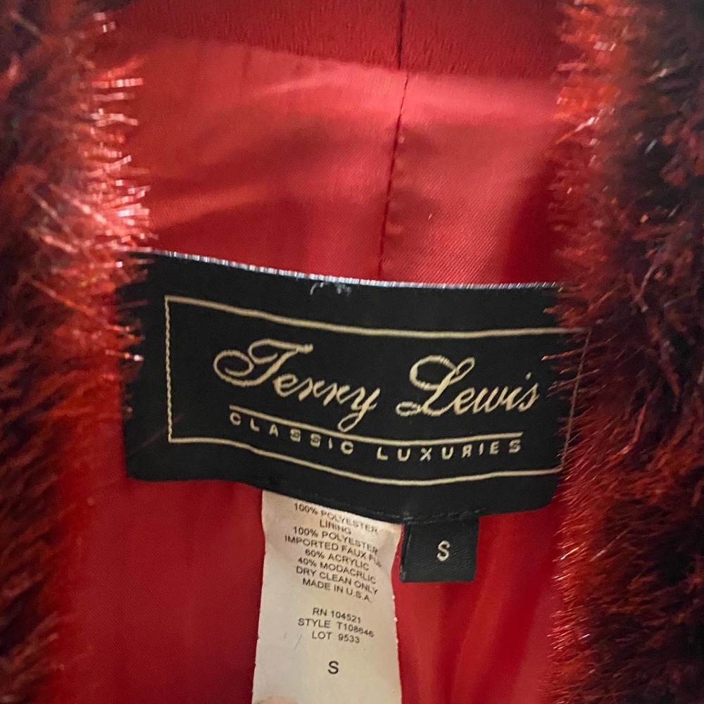 Terry Lewis Classic Luxuries Women Small Red Faux Fur Collar Cuff Blazer Jacket - Picture 7 of 10